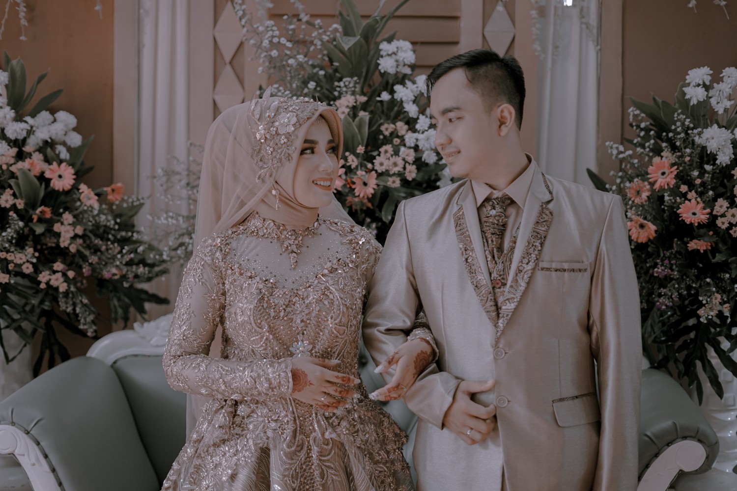 pexels-muhamad-faizal-awal-5166672